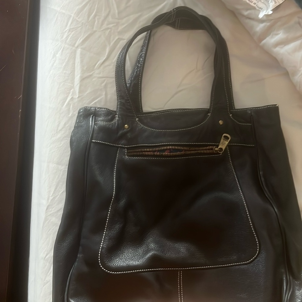 Marc Jacob’s black leather bag